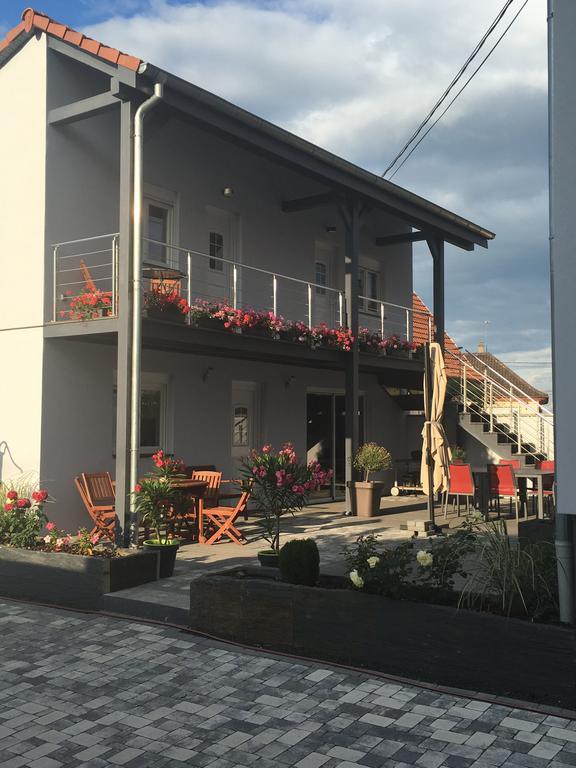 Ried &Co Acomodação com café da manhã Hoerdt Exterior foto